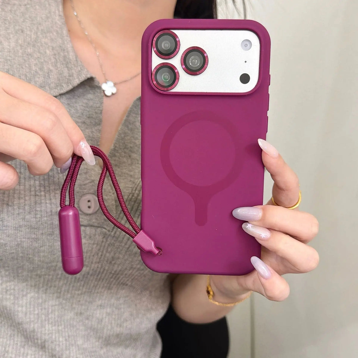 Contrast Lanyard Hand Wrist Strap Silicone Phone Case For iPhone 18 Pro 17 16 15 Pro Max For Magsafe With Lens Protector Cover