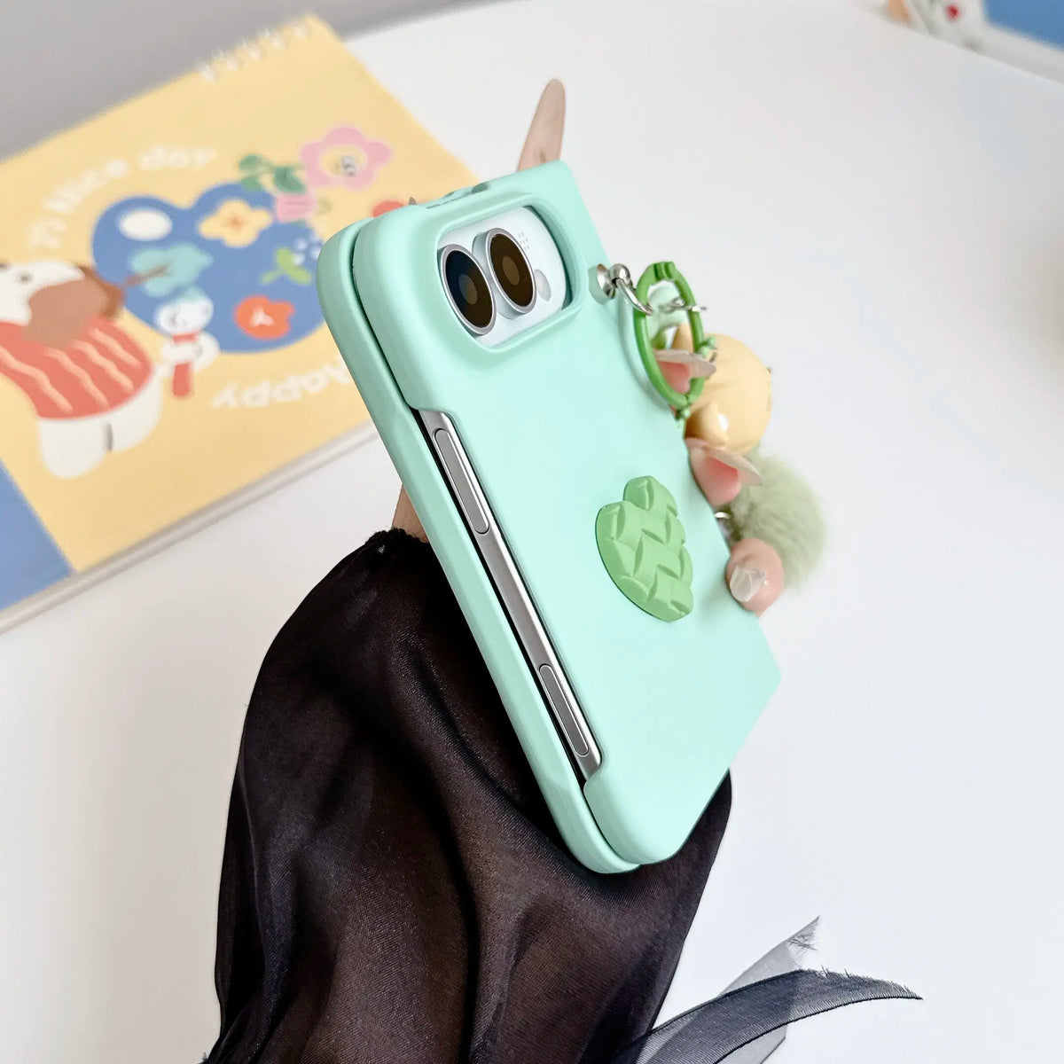 For iPhone Duo Cartoon Bear Plush Folding Phone Case for iPhone DUO New 18 Fold Slim Shockproof Love Heart Cover with Lanyard